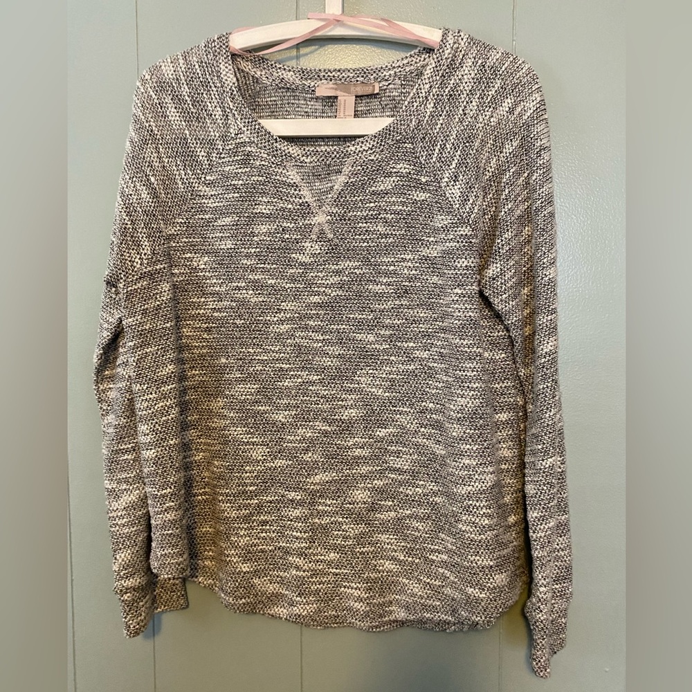 Forever21 light sweater in medium